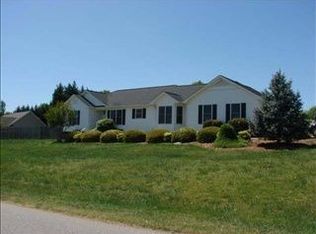 231 Orchard Grove Rd, Campobello, SC 29322