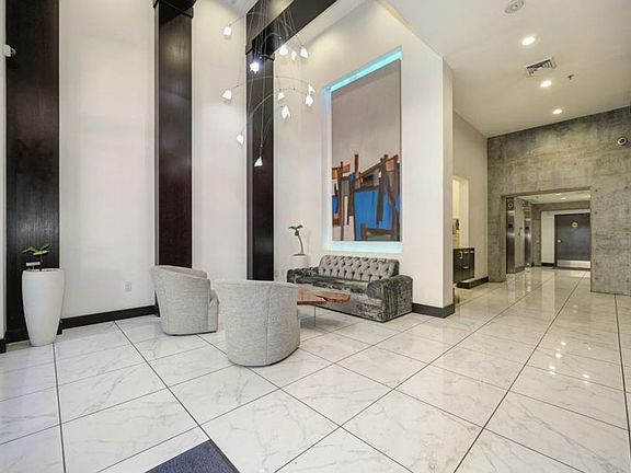 3rd image of 1818 L St Unit 306