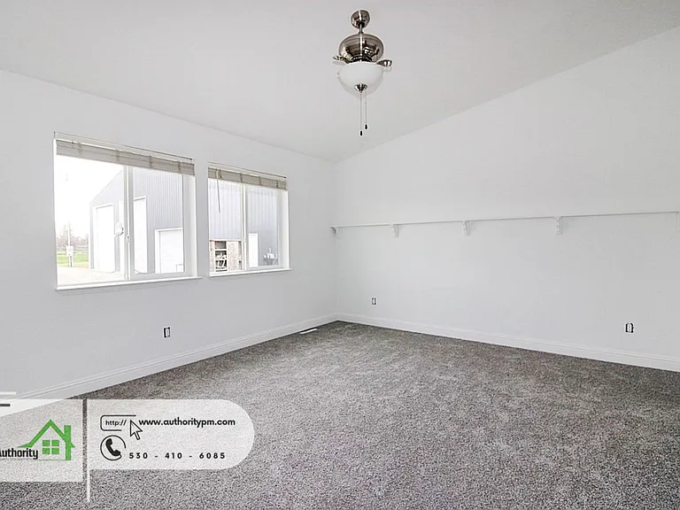 18848 Lorina Dr — Photo 19