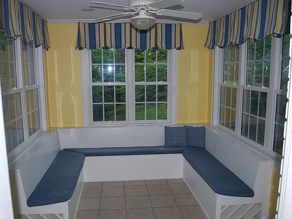 Sunny breakfast room