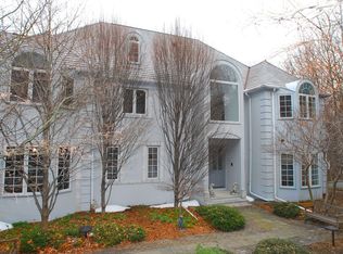 1265 S Avignon Dr, Gladwyne, PA 19035