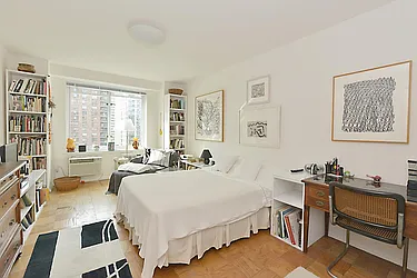 Rented by BSRG Realty