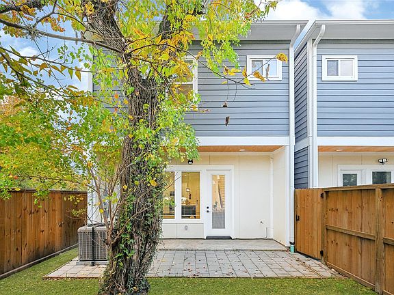 4th image of 3555 Seabrook St