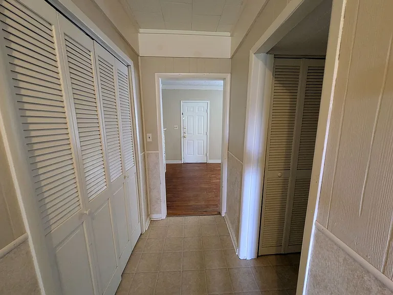 824 Llano St — Photo 4
