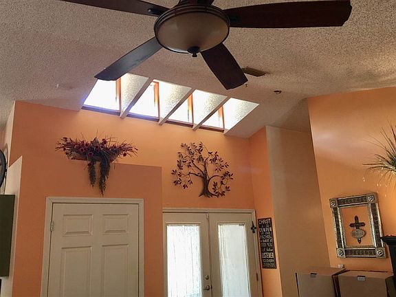 4th image of 3753 Arrowhead Dr