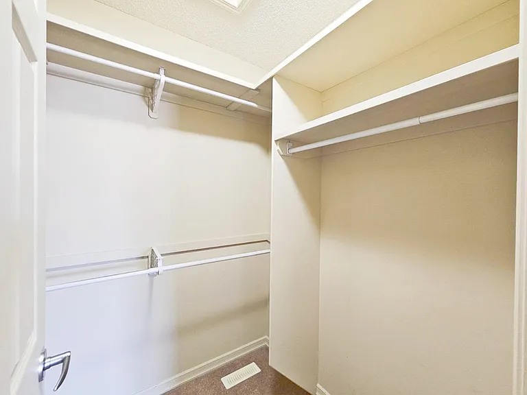 5068 Thibault Way NW — Photo 15