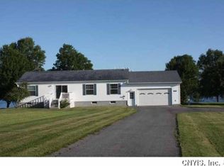 33853 Carlton Dr, Cape Vincent, NY 13618