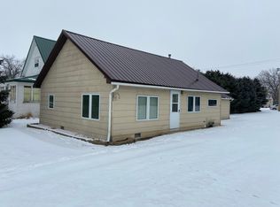 104 Spring Ave S, Lake Preston, SD 57249