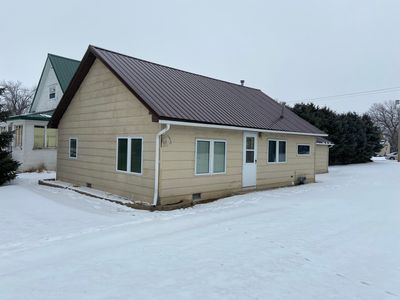 104 Spring Ave S, Lake Preston, SD, 57249