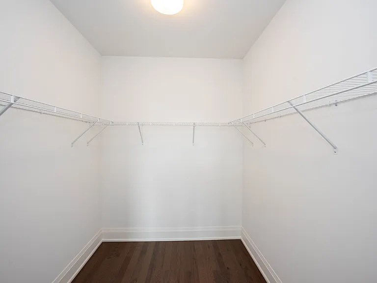 80 Thomas St #M-74 — Photo 23