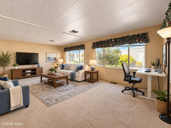 1219 Barham Dr Space 39, San Marcos, CA 92078