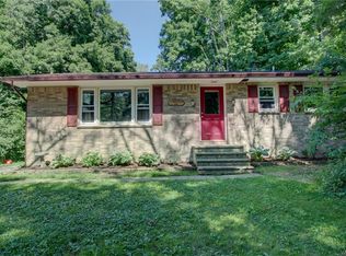 1091 Transit Rd, Orchard Park, NY 14127