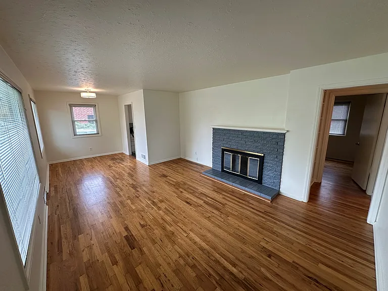3309 W Kipling Rd — Photo 2