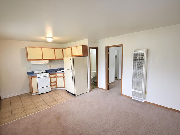 2nd image of 2985 E College Ave #20