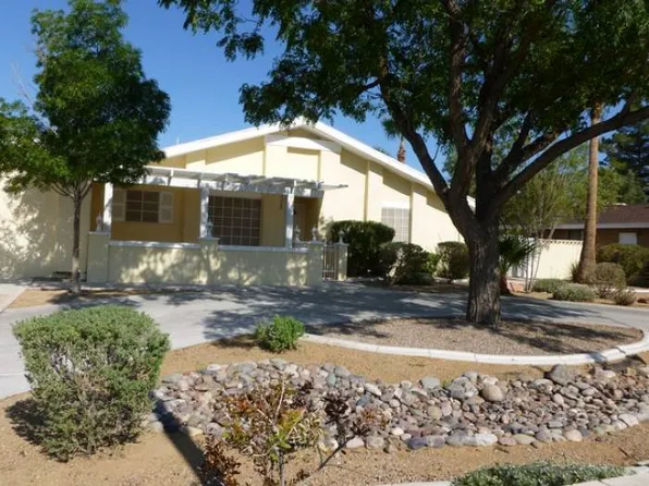 4025 N Torrey Pines Dr, Las Vegas, NV 89108