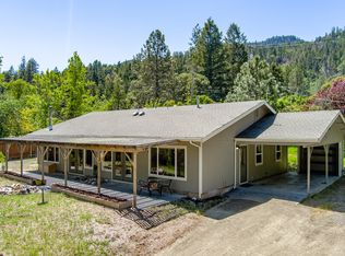 129 Robin Ln, Willow Creek, CA 95573