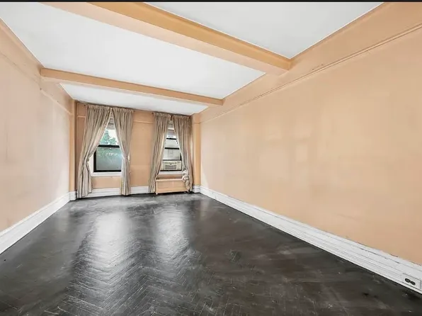 65 East 96th Street image 3 of 10