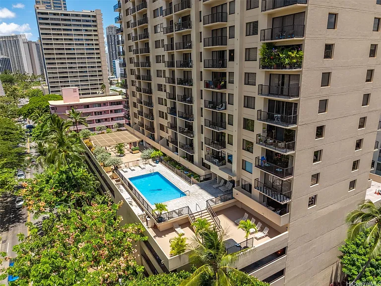 2140 Kuhio Ave #Penthouse 2506-1 — Photo 13