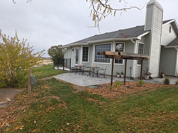 paver patio, gas grill hookup