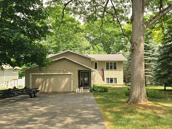 4966 Prince Ct, Gladwin, MI 48624