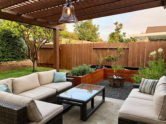4th image of 10961 Canis Ln