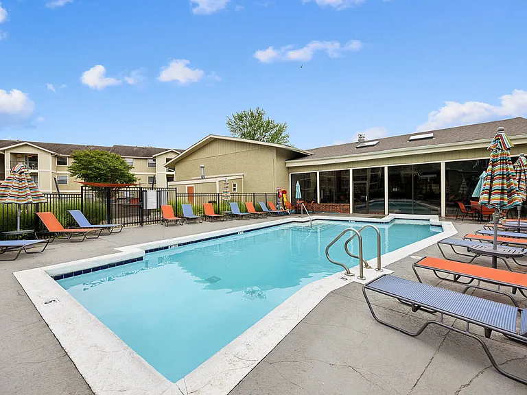 Cypress Pointe — Photo 17