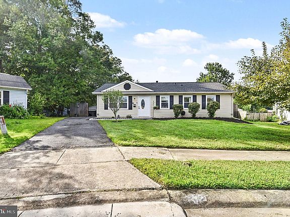 2nd image of 2502 Burlwood Ct