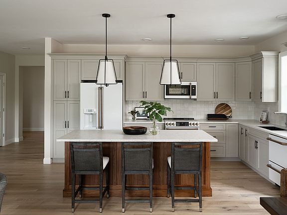3rd image of 121 Oxbow Rd #57-1