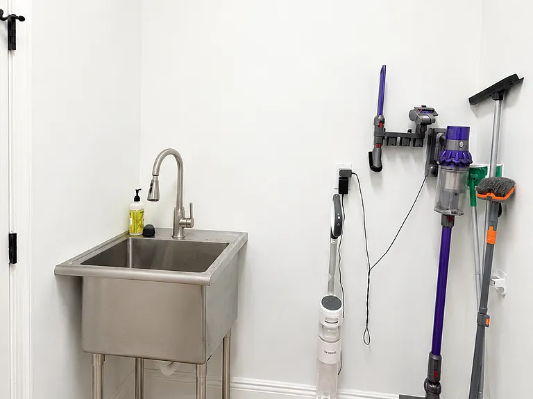 Pilot Cir — Photo 39