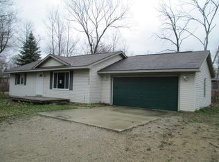 7654 Capitol St, Whitmore Lake, MI 48189