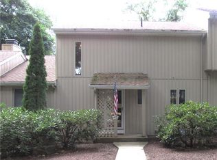 335 S Pier Rd #4D, Narragansett, RI 02882