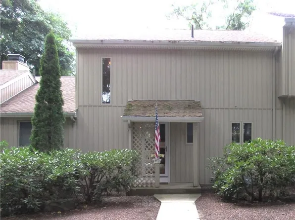 335 S Pier Rd #4D, Narragansett, RI 02882