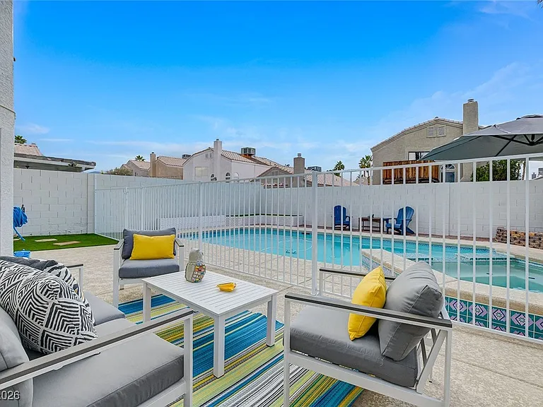 8208 Ogee Dr — Photo 44