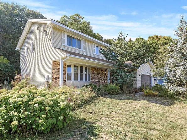 6918 Autumn Ter, Eden Prairie, MN 55346