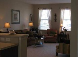 4298 Parkway Centre Dr, Grove City, OH 43123