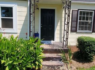 1214 Valley View St, Greensboro, NC 27405
