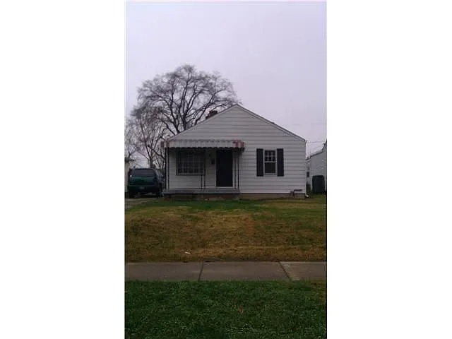 2330 Villa Ave photo 1