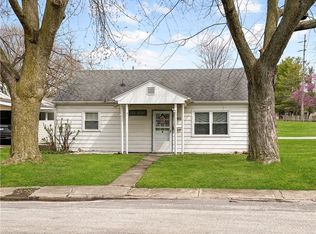 1416 S Lawn Dr, Mattoon, IL