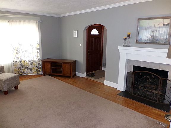 5th image of 121 Welty Ave