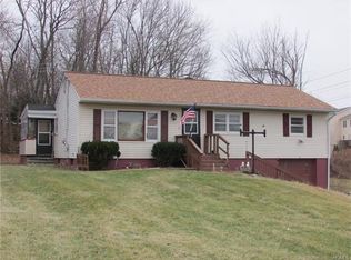 9 Anna Pl, Marlboro, NY 12542
