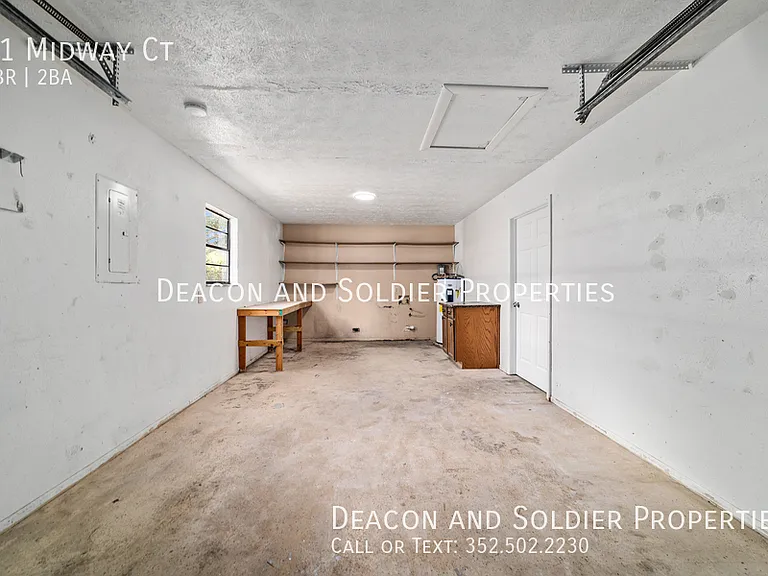 11 Midway Ct — Photo 21