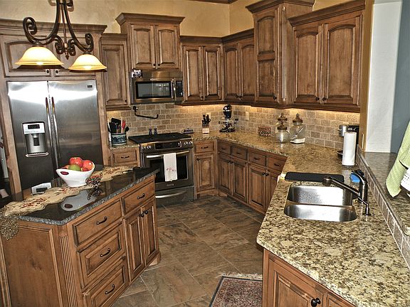 3rd image of 12625 Derby Way