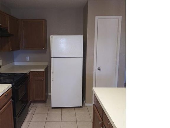 3rd image of 1613 Wavecrest Dr