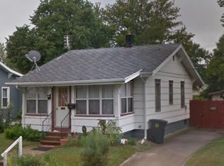 1115 S 30th St, South Bend, IN 46615