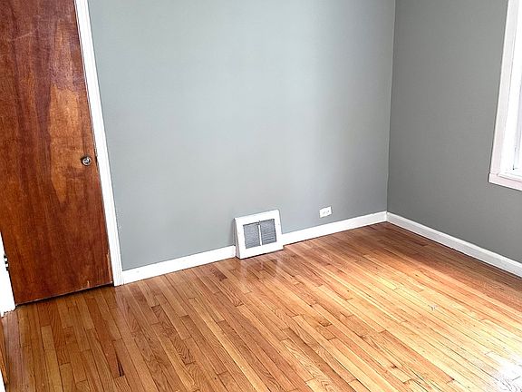 5th image of 14337 Parnell Ave