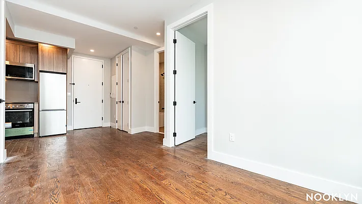 Rented by Nooklyn NYC LLC | media 77