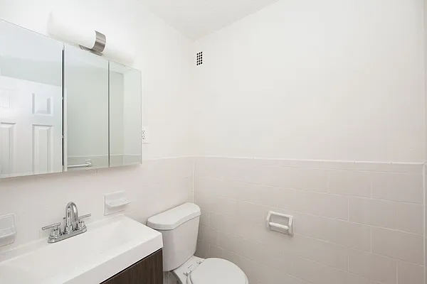 Rented by Zumper Inc | media 10