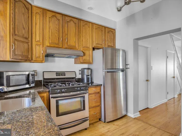 2637 S Bouvier St, Philadelphia, PA 19145