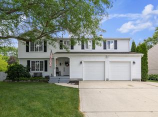 7389 Downey Dr, Columbus, OH 43235