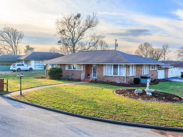 4404 Live Oak Ln, Chattanooga, TN 37411